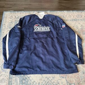 Reebok NFL New England Patriots windbreaker jacket Embroidered Size XXL